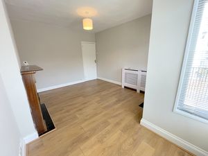 Colne Road- click for photo gallery